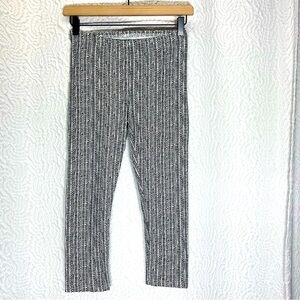 OLD NAVY Girls Size 14 Black & White Chevron Leggings